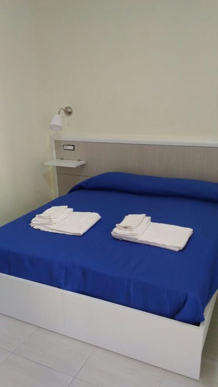 Il Girasole Formia Guesthouse Rooms מראה חיצוני תמונה