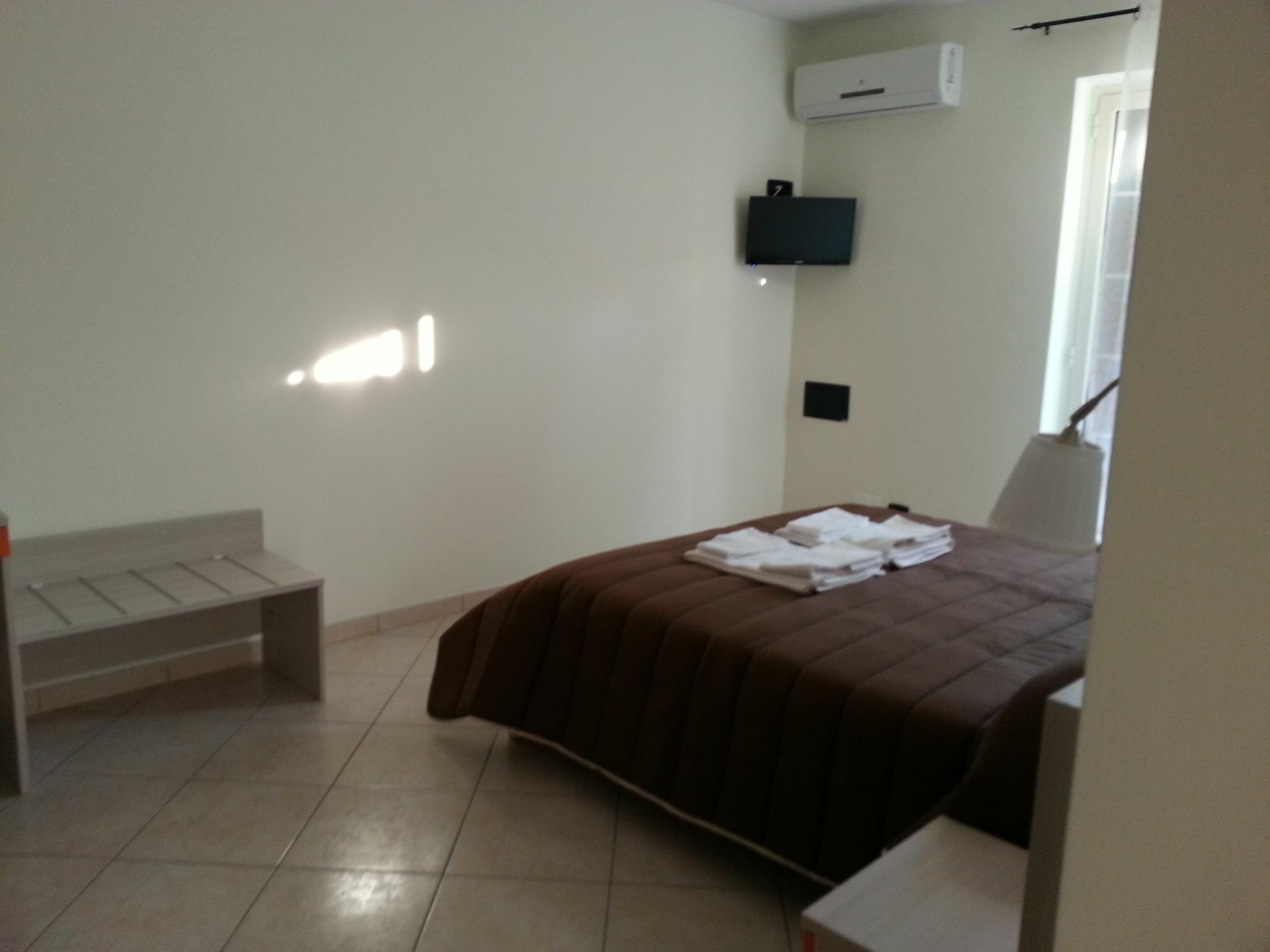 Il Girasole Formia Guesthouse Rooms מראה חיצוני תמונה